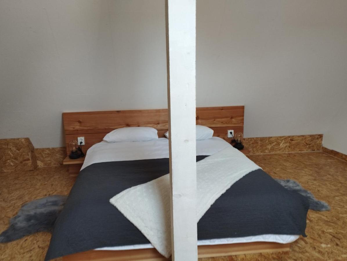 Middlehouse Guest house Brasov